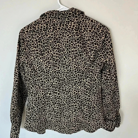 J CREW Leopard Print Cheetah Cotton Button Down size 6 Curvy - Picture 4 of 8